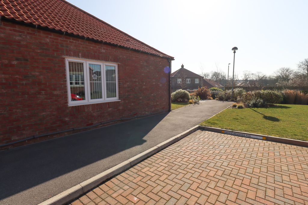 Additional image 14 of 2 bed semi-detached bungalow for saleChantry Gardens, Filey YO14