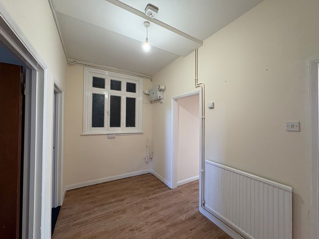 Property photo 3 of 8 Inner Hall