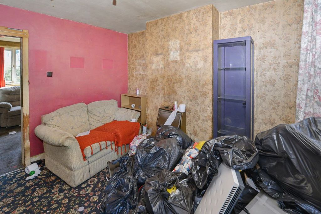 Property photo 3 of 10 Image 3