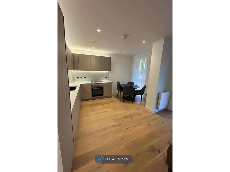 Property photo 1 of 7 Kitchen