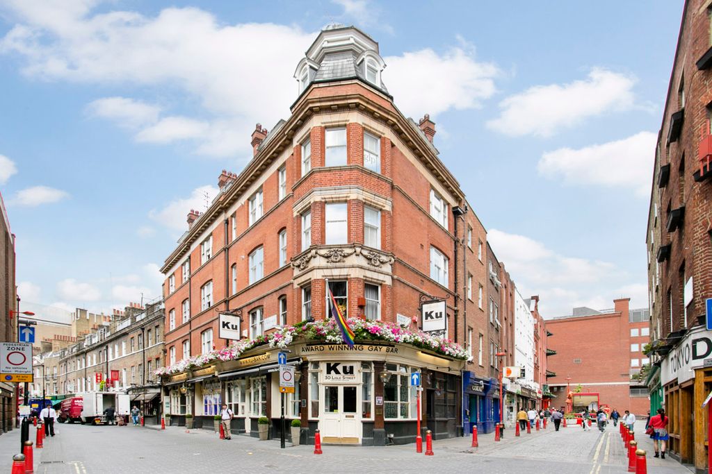 Property photo 3 of 11