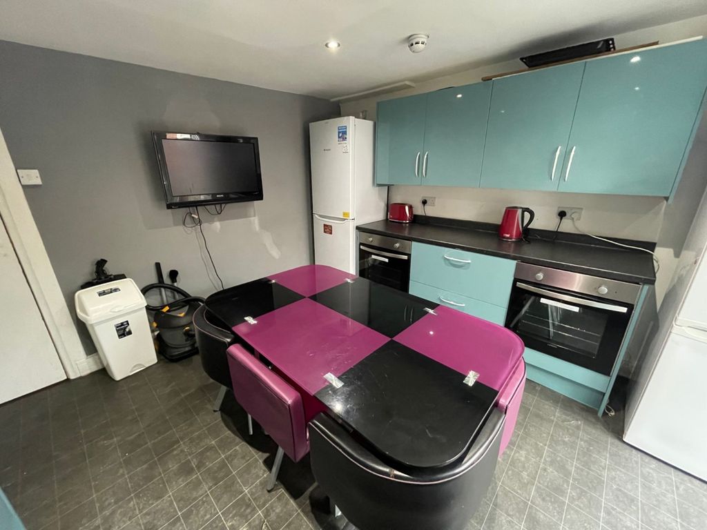 Property photo 1 of 11 Picture No. 04