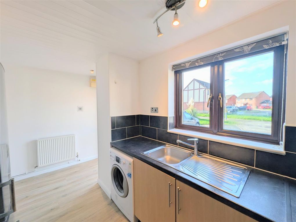 Property photo 3 of 11 Pxl_20260128_131220531~2.Jpg