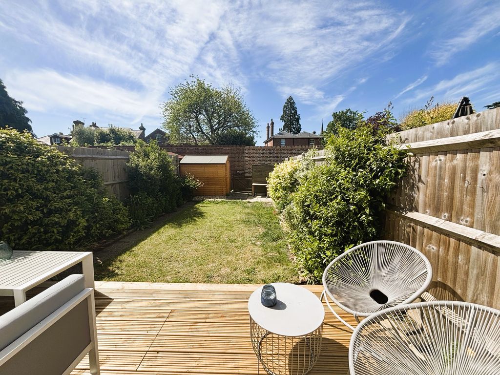Property photo 2 of 8