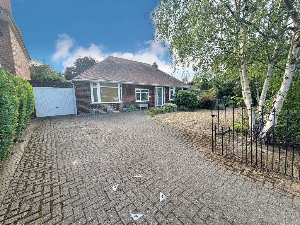 Property photo 1 of 31