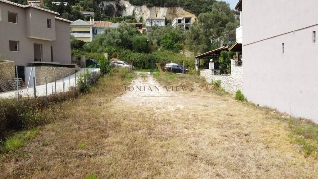 Property photo 1 of 16 Plot, 1001 Sq, For Sale