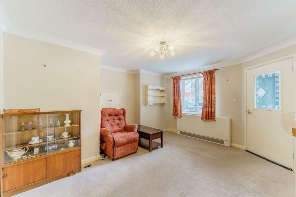 Property photo 3 of 17