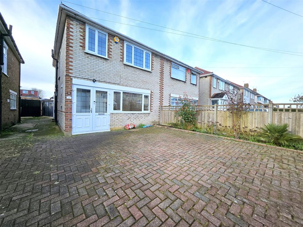 Property photo 1 of 13 Front Aspect