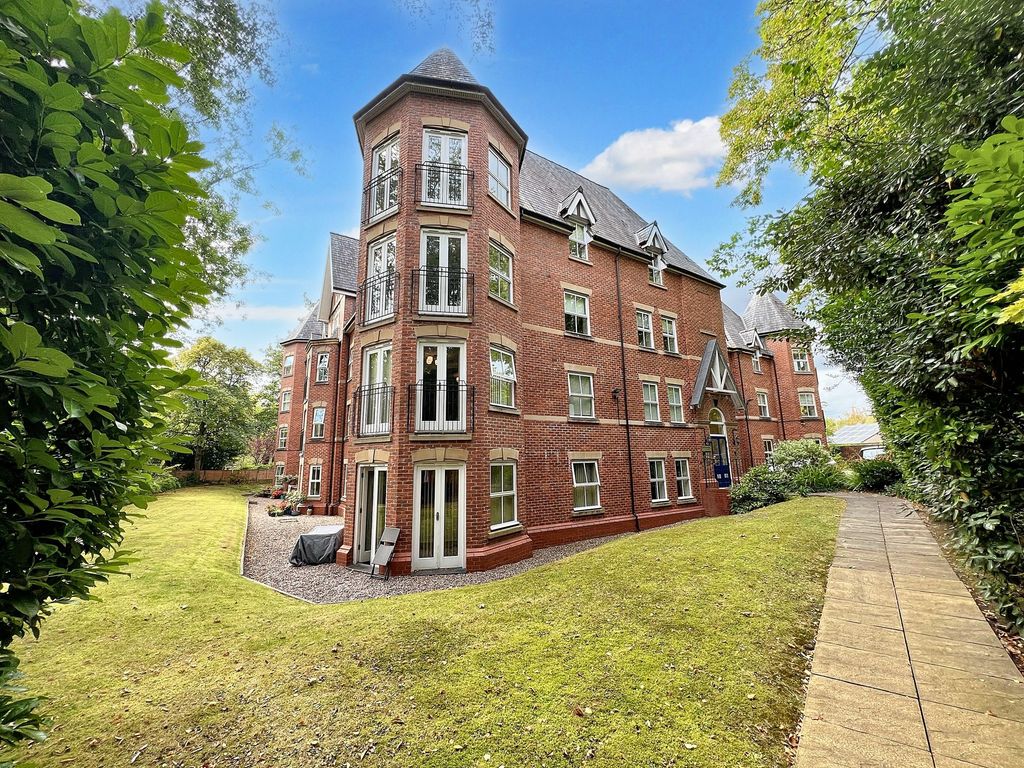 Property photo 1 of 14