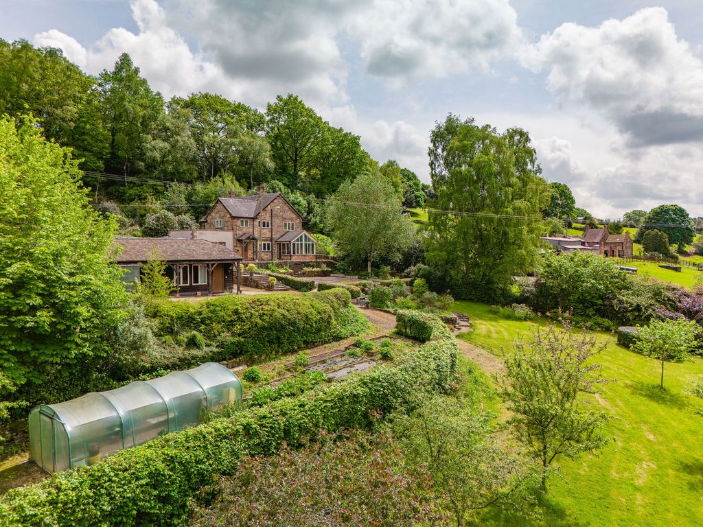 Property photo 2 of 44