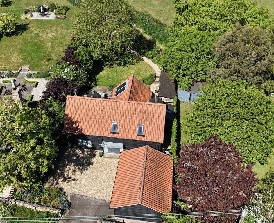 Property photo 1 of 25