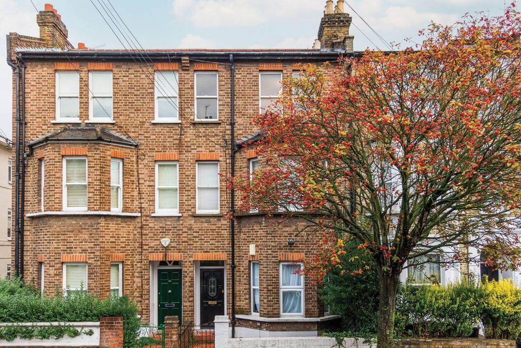 Property photo 2 of 19