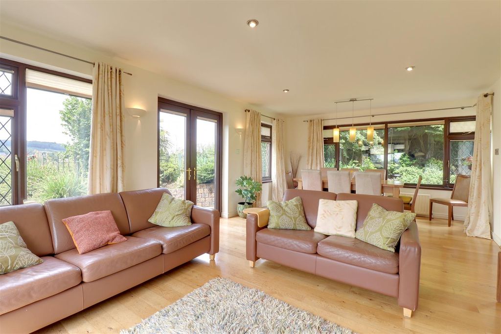 Additional image 10 of 4 bed detached house for sale8 Newtown Park, Newtownards BT23