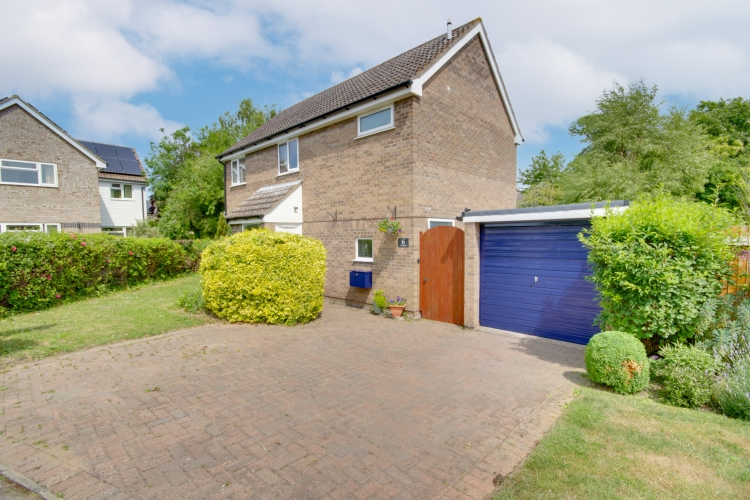 Property photo 1 of 18