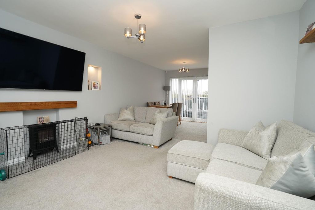 Property photo 3 of 14 Living Area