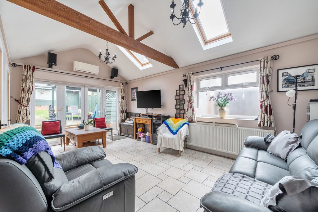 Property photo 3 of 20 1403345-18-69779E...