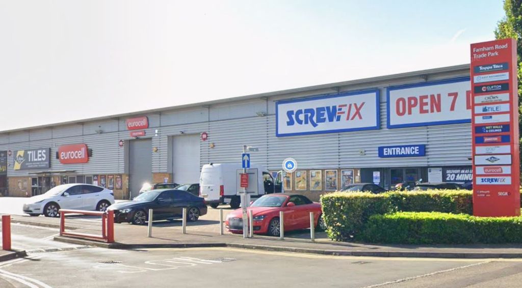 Property photo 1 of 1 Farnham Road Trade Park Slough - To Let