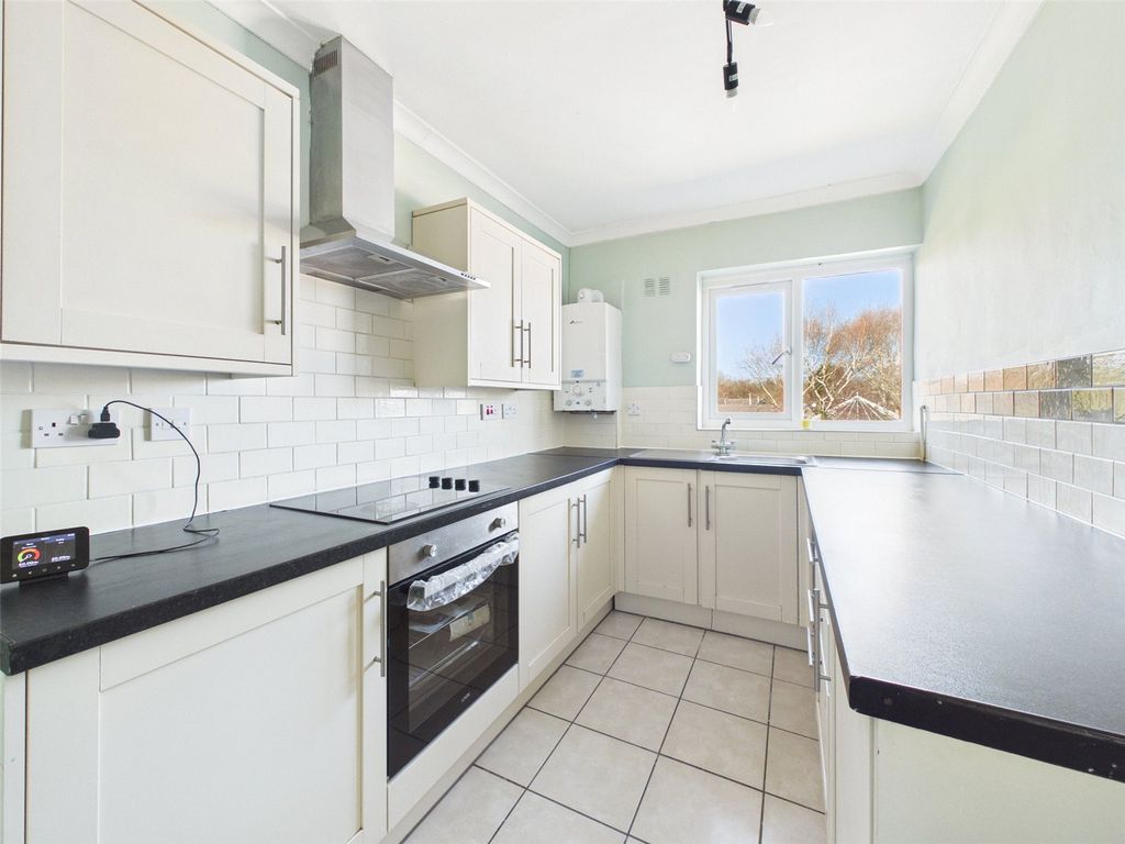 Property photo 3 of 11 Picture No. 06