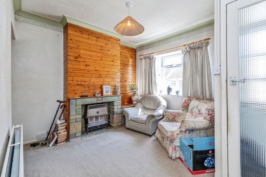 Property photo 2 of 13 Pbox-Img.Jpg