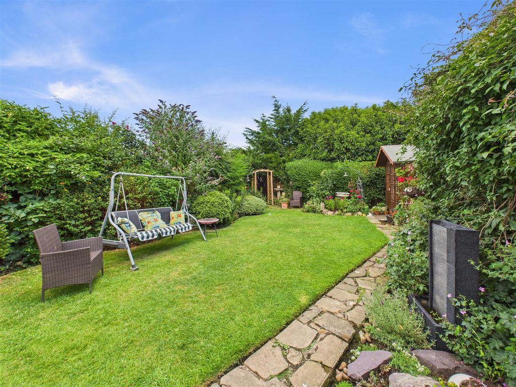 Property photo 2 of 13 Outside