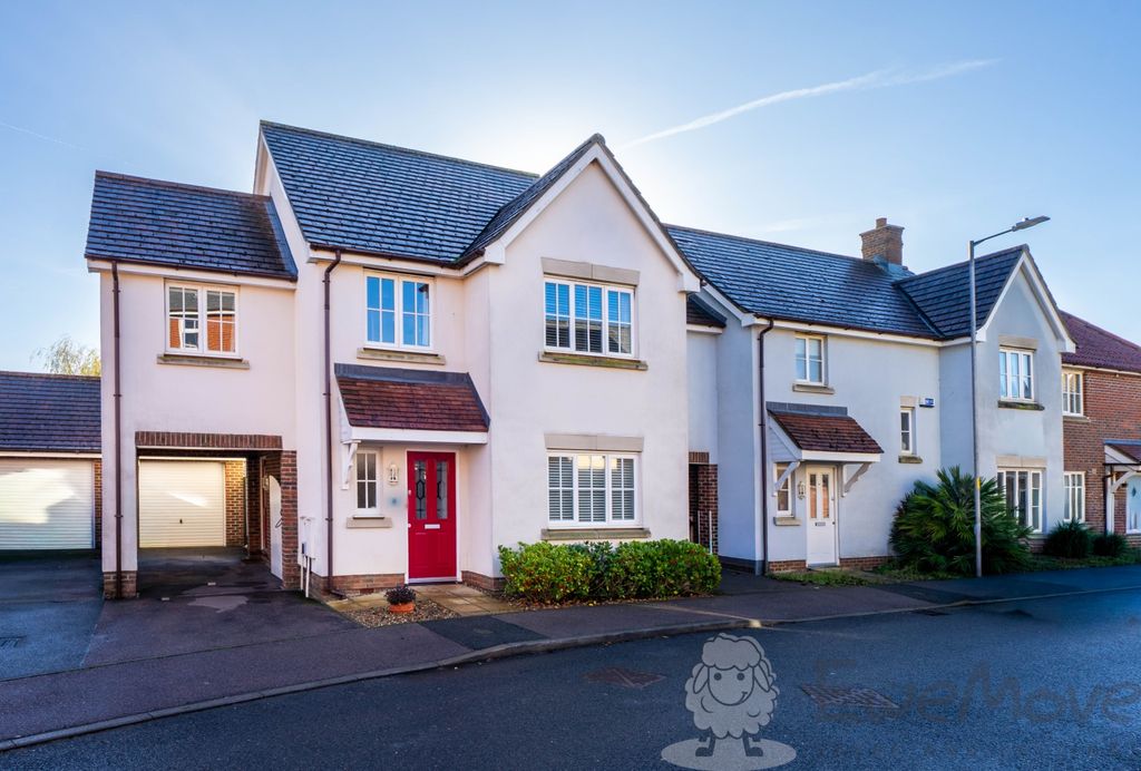 Property photo 1 of 12 Front View