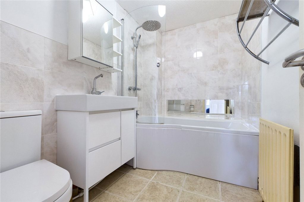 Property photo 3 of 8 Bathroom