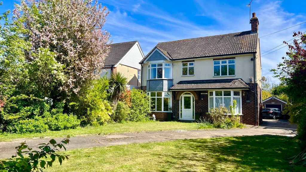 Property photo 1 of 35 Photo 13