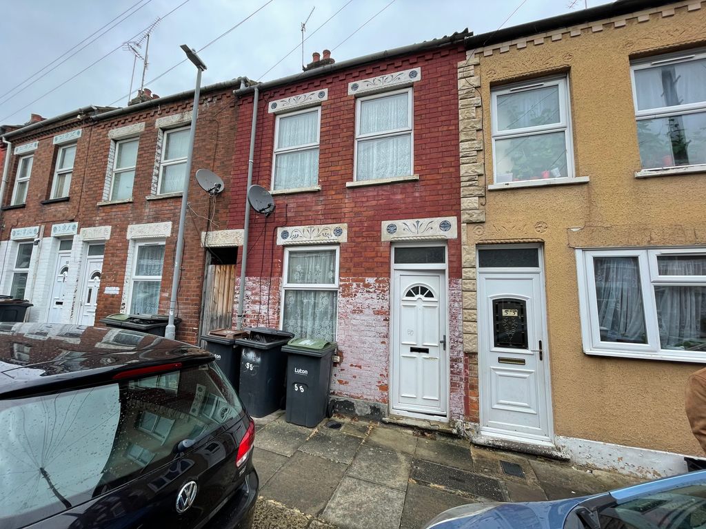 Property photo 1 of 7