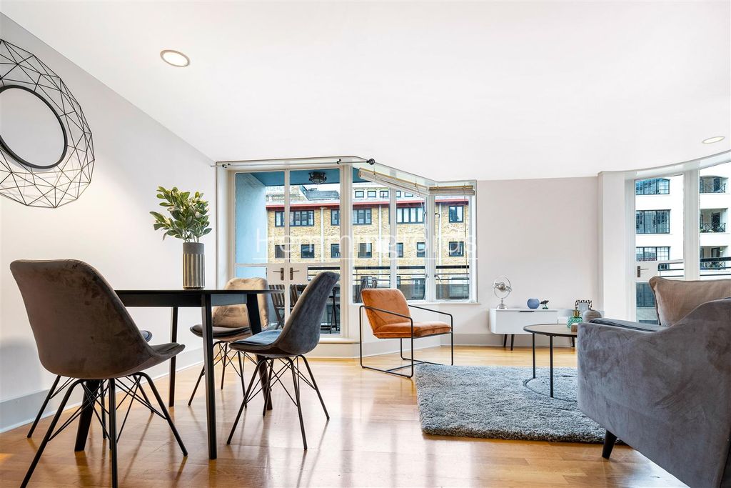 Property photo 1 of 12 28_Admirals_Court-5.Jpg