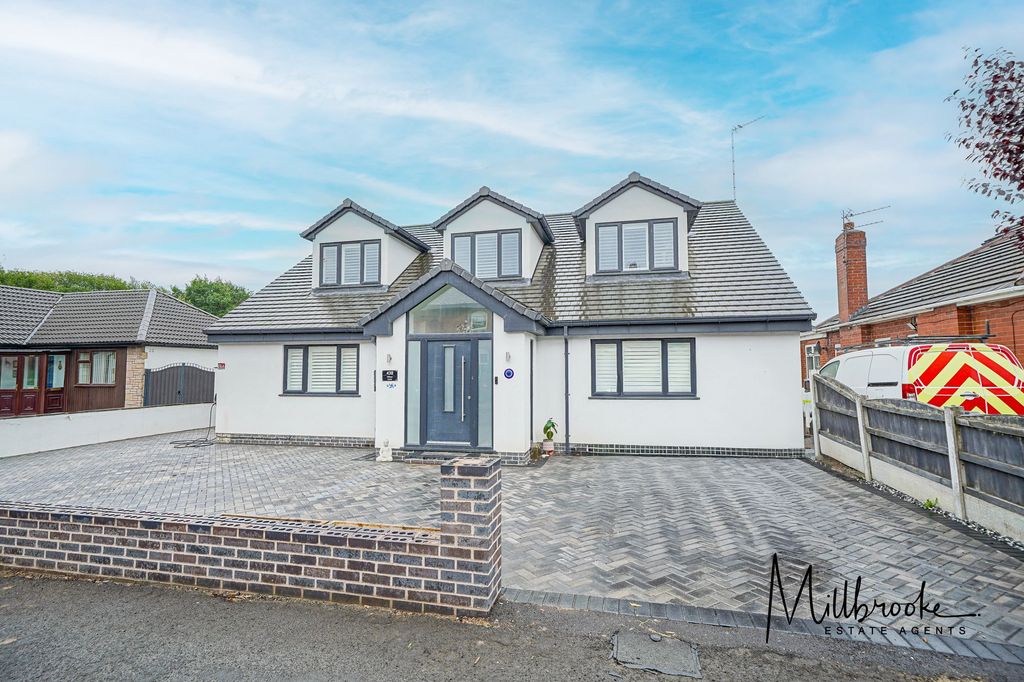 Property photo 1 of 35