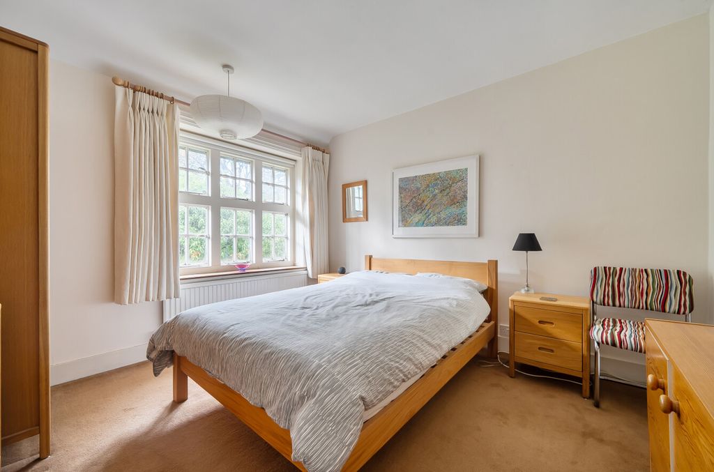Additional image 17 of 4 bed semi-detached house for saleHaslemere, Surrey GU27