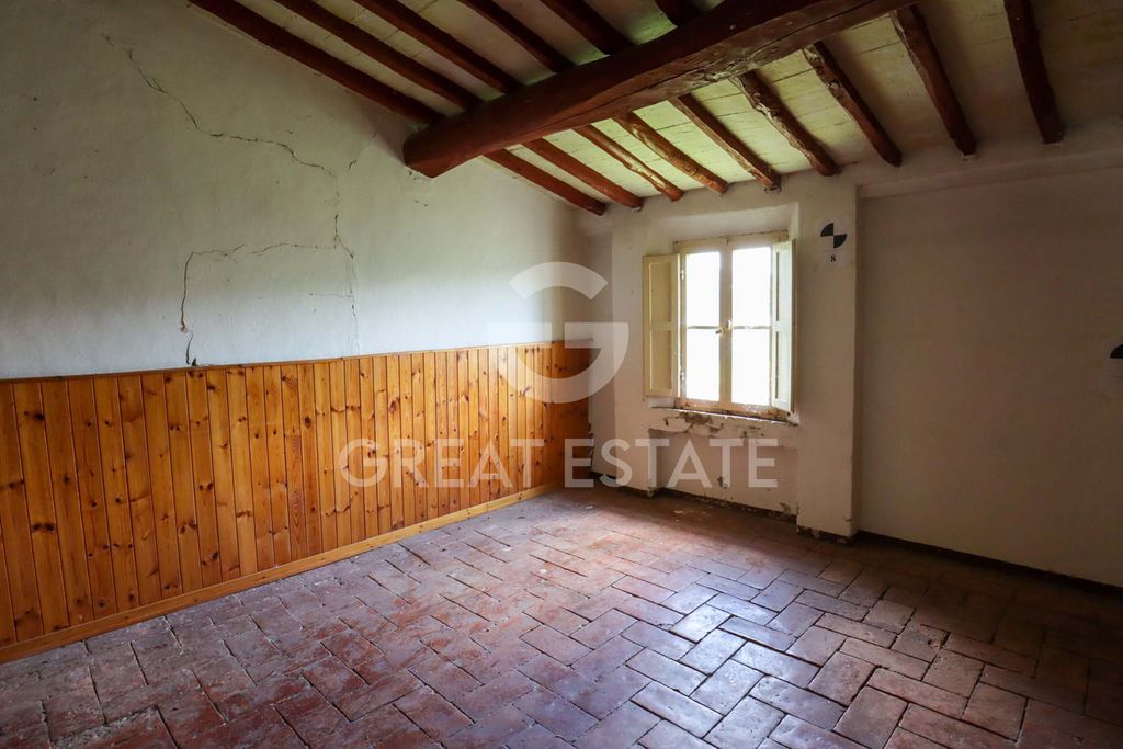 Property photo 2 of 23 Interiors