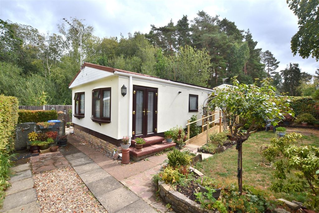 Property photo 1 of 11 Front.Jpg