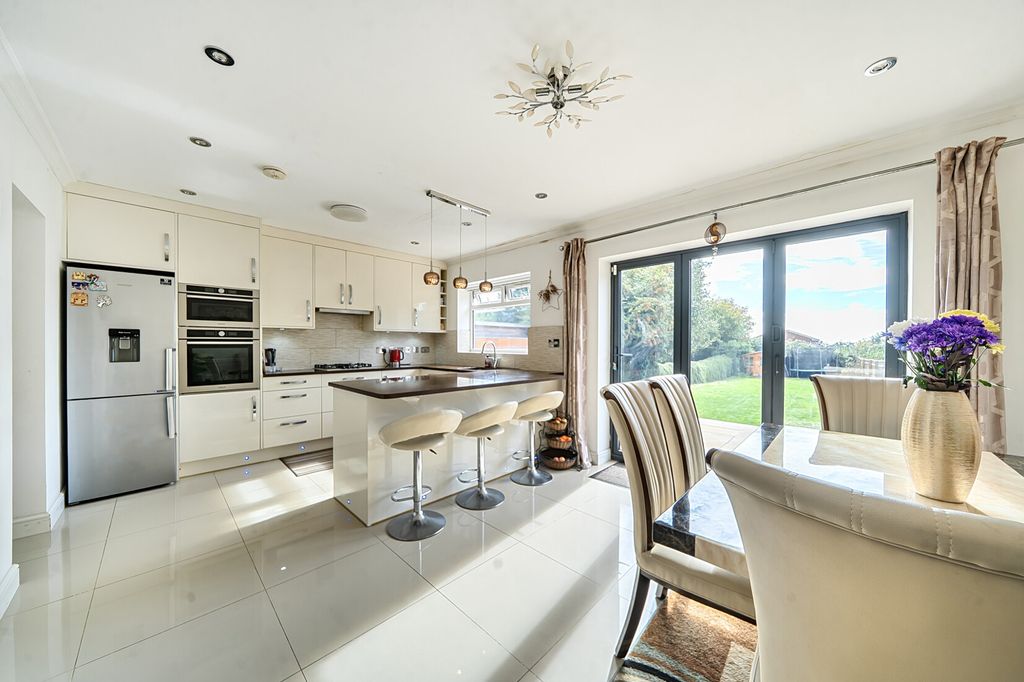 Property photo 3 of 17 1529891 (10).Jpg
