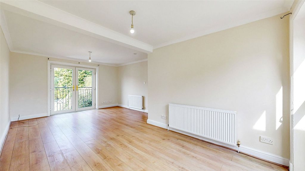 Property photo 3 of 29 Picture No. 13