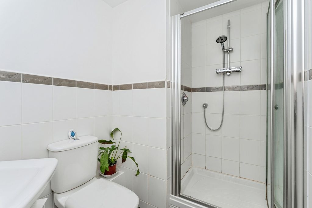 Additional image 20 of 2 bed flat for saleLlys Y Graig, Bryn-Y-Baal, Mold, Flintshire CH7
