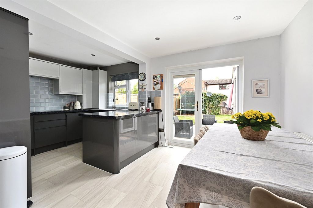 Property photo 2 of 13 Picture No. 03