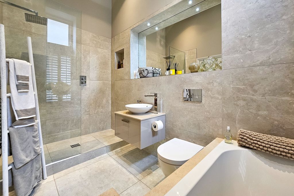 Additional image 19 of 2 bed flat for saleVictoria Avenue, 21 Victoria Avenue HG1
