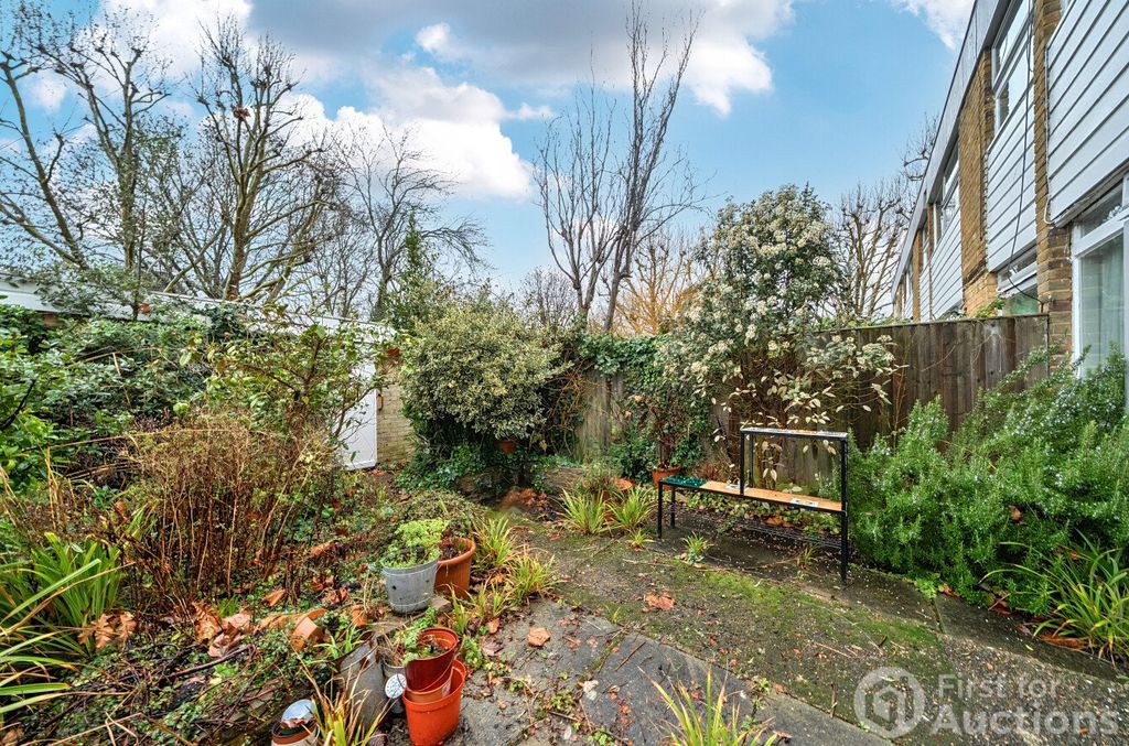 Property photo 3 of 18 Picture No. 04