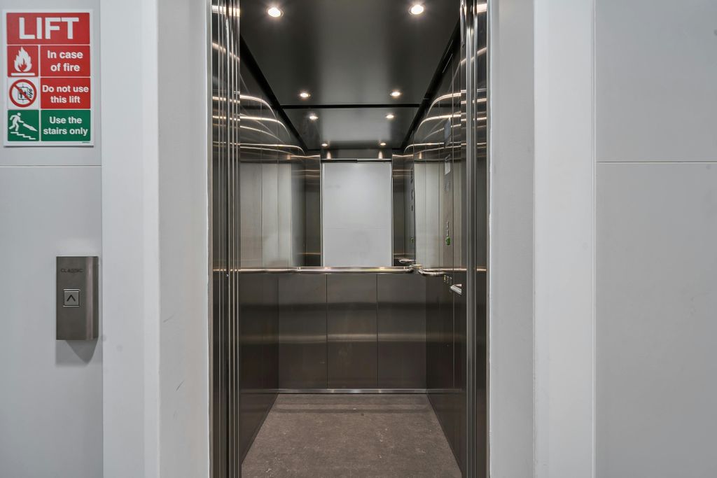 Property photo 3 of 26 1393458-17-6960E5c410E93.Jpg