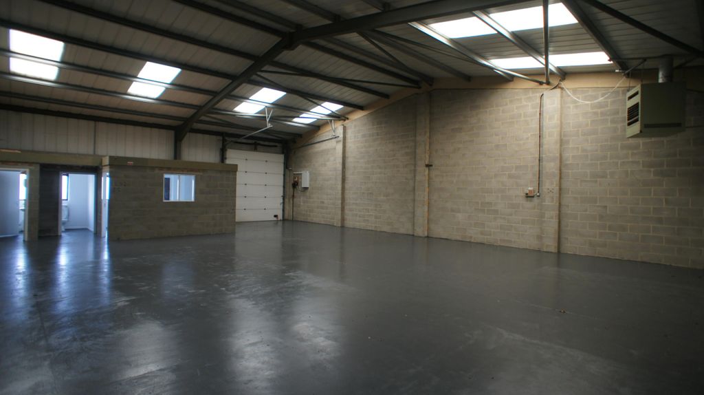 Property photo 2 of 2 19-21 Horcott Additional 1.Jpg