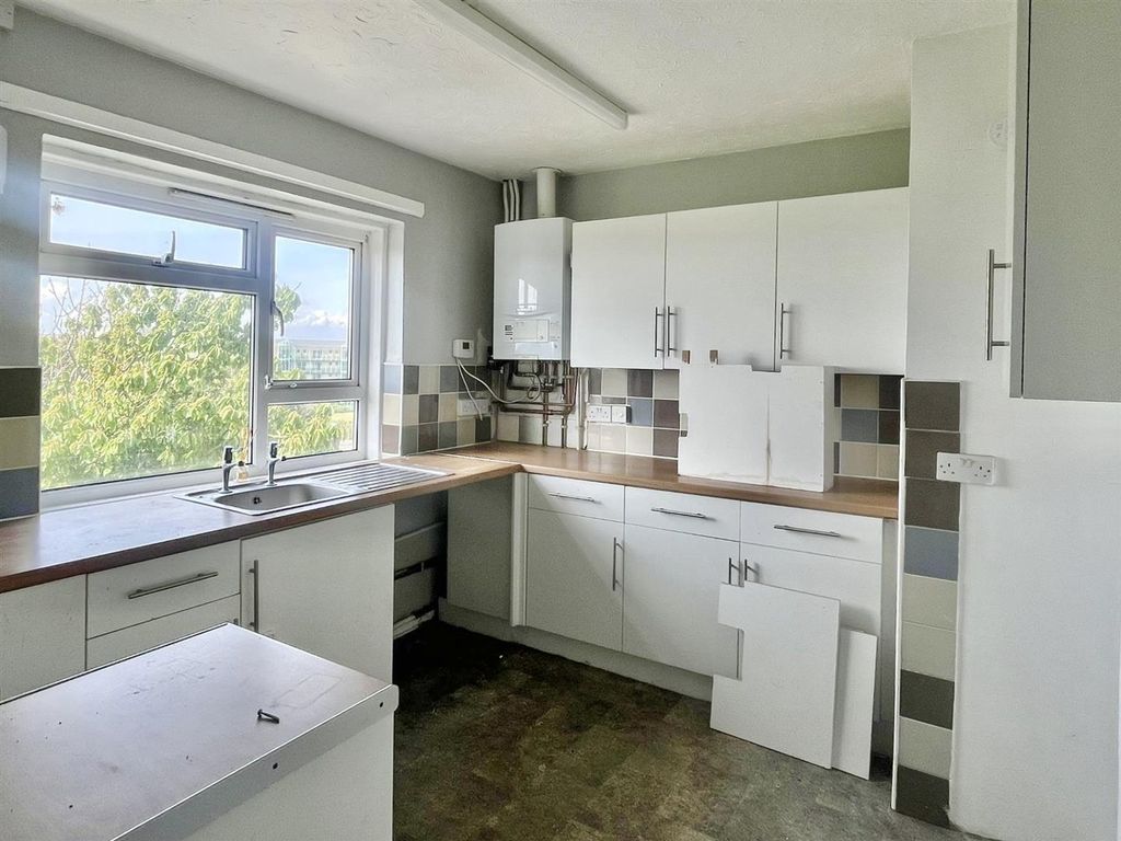 Additional image 6 of 2 bed flat for saleCoronation Road, Portland DT5