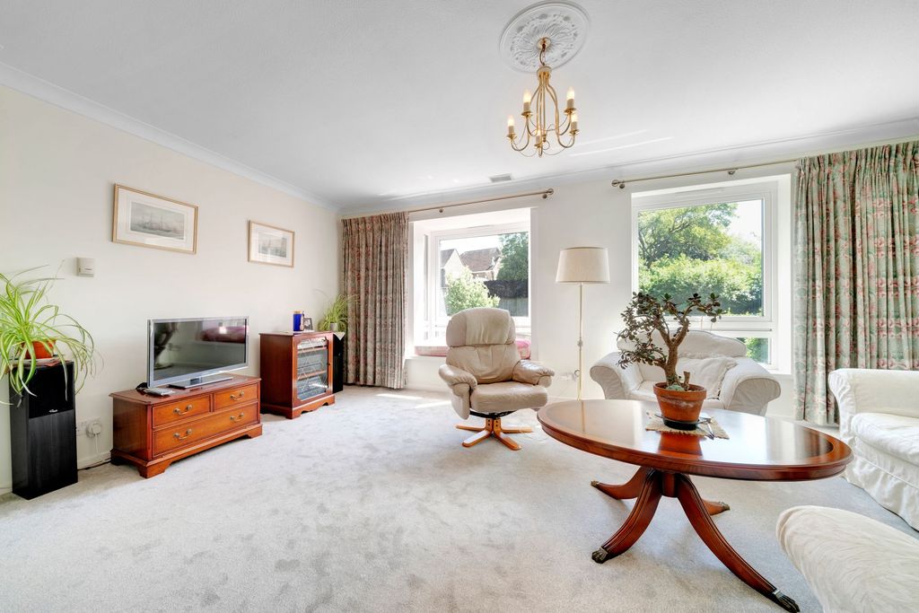 Property photo 2 of 16