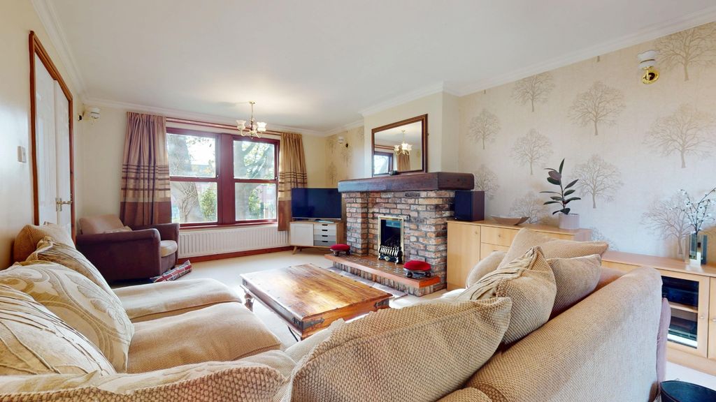 Property photo 2 of 62 4425114