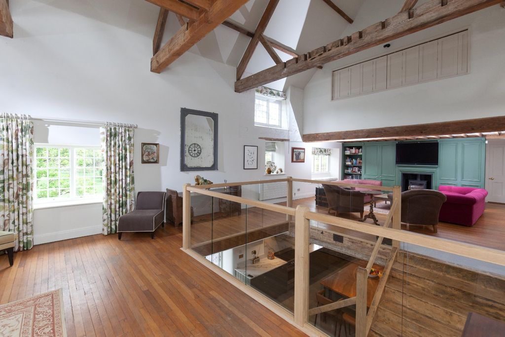 Property photo 2 of 24 Picture No. 06