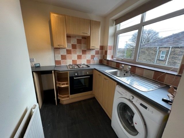 Property photo 3 of 8 Louge