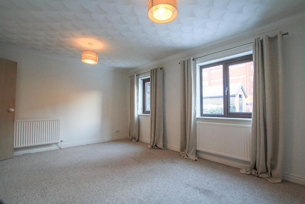 Property photo 2 of 5 Img_1949.Jpg