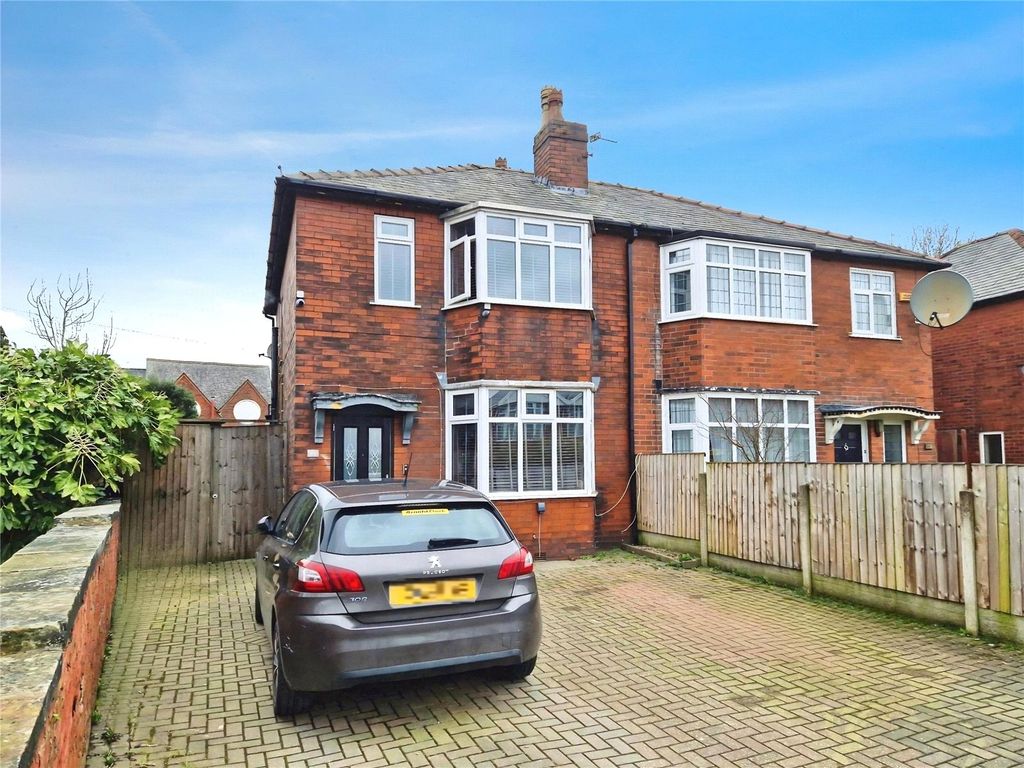 Property photo 1 of 20 Picture No. 16
