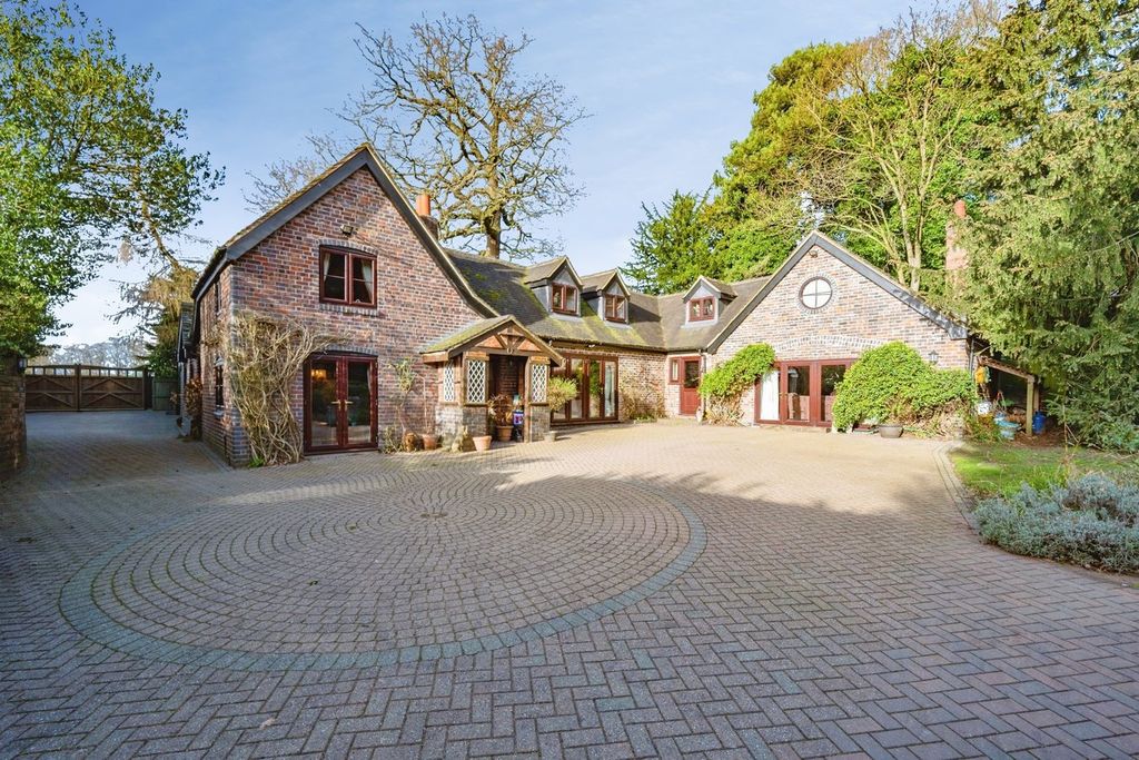 Property photo 1 of 20