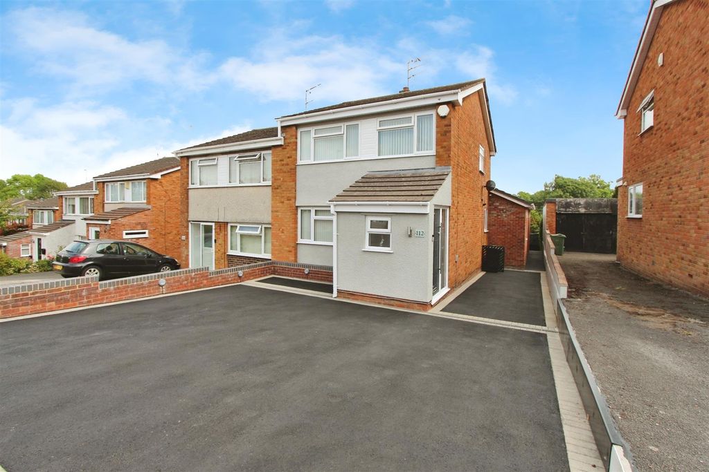 Property photo 1 of 35